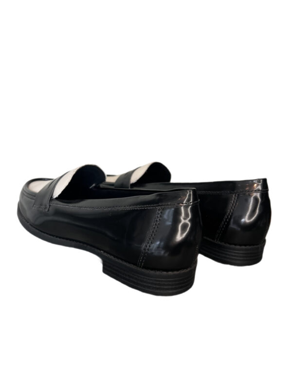MOCASSIM ANACAPRI PRETO/OFF WHITE - Imagem 3