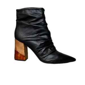 BOTA TABITA COURO PRETO SALTO MADEIRA